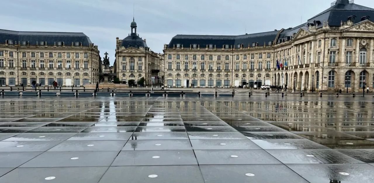 Aegean Airlines Bordeaux Office in France