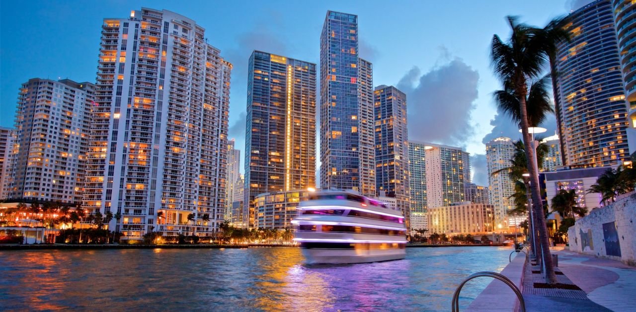 9 Airlines Miami Office in Florida