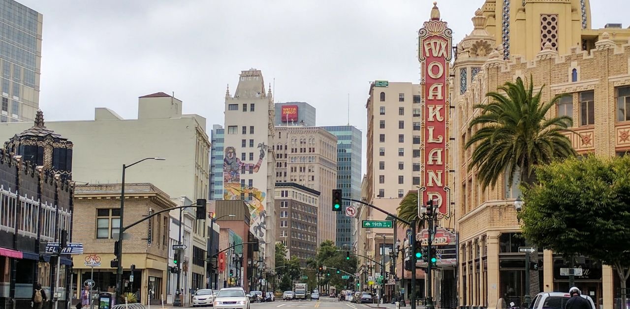 9 Airlines Oakland Office in California