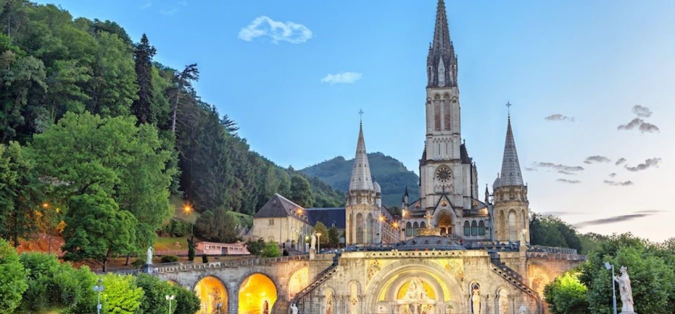 Bmibaby Airlines Lourdes Office in France
