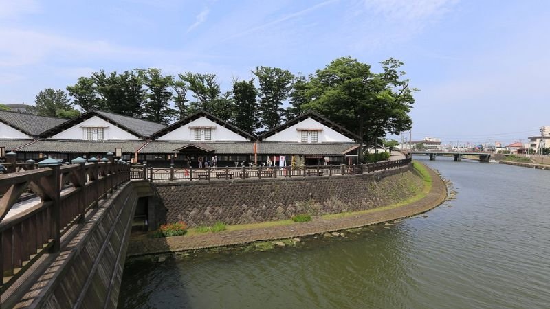Sakata